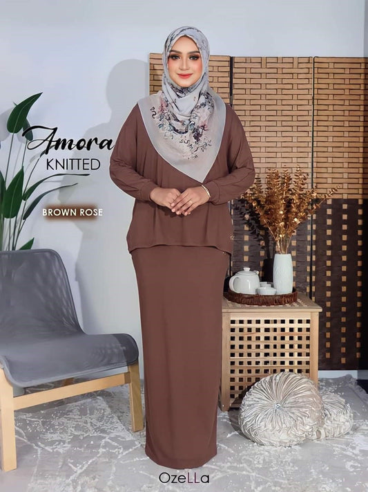 AMORA KNITTED SUITE - BROWN ROSE