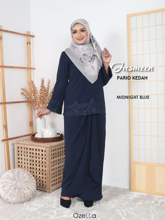 JASMEEN PARIO - MIDNIGHT BLUE