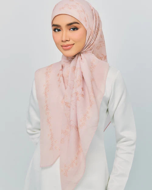 AMEERA ZAINI - COSMOS | AZ NILAM