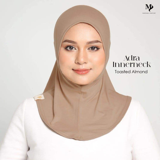 ADRA INNER NECK - TOASTED ALMOND (COVER CHIN)