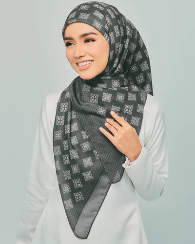 AMEERA ZAINI - CLARA COAL | AZ TEJA